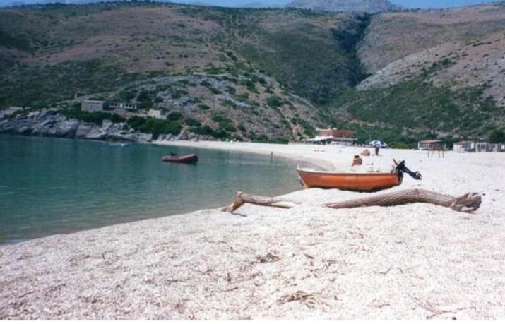 Areti Rooms Hotel Himare Exteriör bild